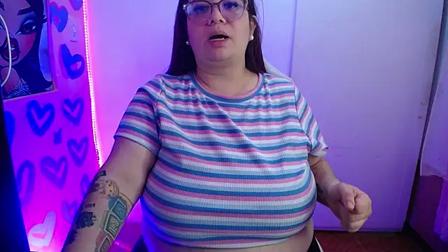 kattybbwbigboobs  online show from 07/15/26, 10:04