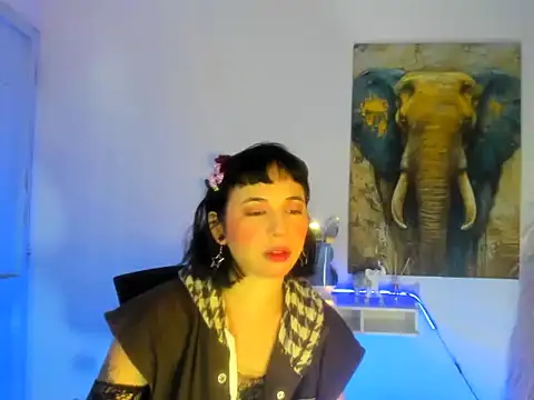 Hollysquirtx online show from 11/07/25, 01:11