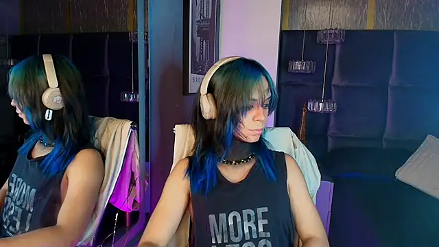 Snapshot of luxiel_ chatting on 04/27/26, 08:51 luxiel online show from 04/27/26, 08:51