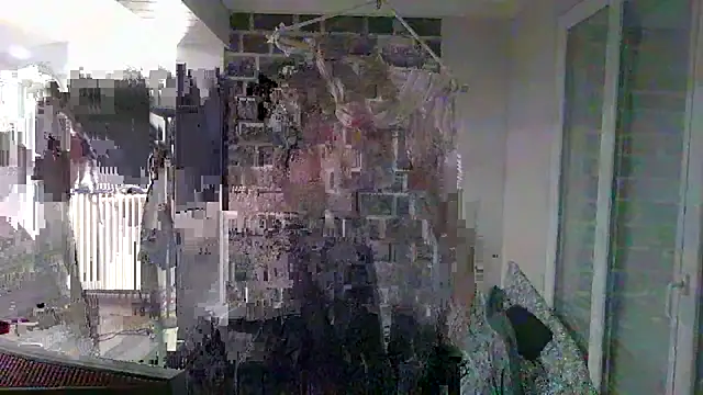 Snapshot of samia42 chatting on 11/27/25, 08:22 samia42 online show from 11/27/25, 08:22