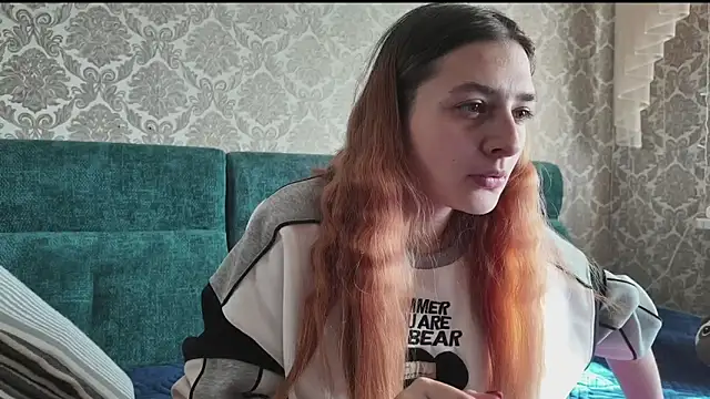 SweetLiaison online show from 04/22/26, 05:54
