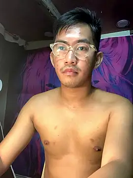 Snapshot of denzkylexx chatting on 01/08/26, 05:43 denzkylexx online show from 01/08/26, 05:43