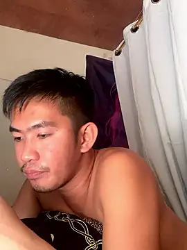 Snapshot of denzkylexx chatting on 01/12/26, 05:56 denzkylexx online show from 01/12/26, 05:56