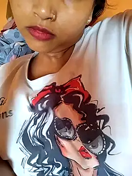 Sexy Divya   online show from 06/18/26, 10:52