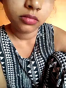 Sexy Divya   online show from 06/22/26, 01:18