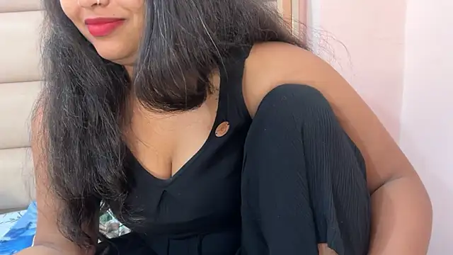 Sexy Divya   online show from 06/24/26, 01:10