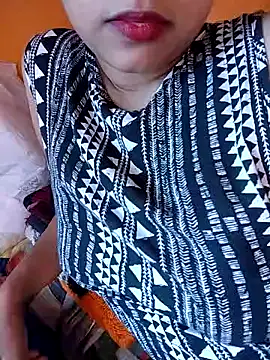 Sexy Divya   online show from 06/25/26, 08:30