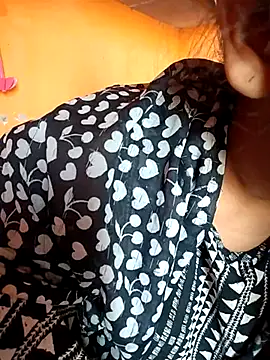 Sexy Divya   online show from 06/26/26, 01:32