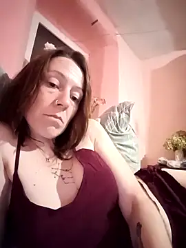 Snapshot of aldelia chatting on 11/08/25, 08:51 aldelia online show from 11/08/25, 08:51