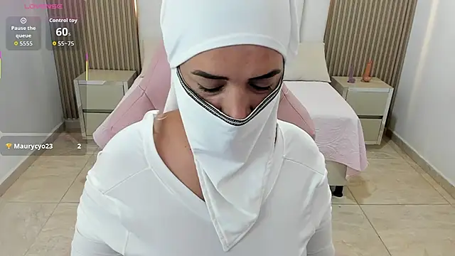 Snapshot of Raizel_ramsi chatting on 11/07/25, 02:28 Raizel ramsi online show from 11/07/25, 02:28