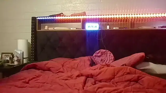 nikkibae33 online show from 06/03/26, 10:37