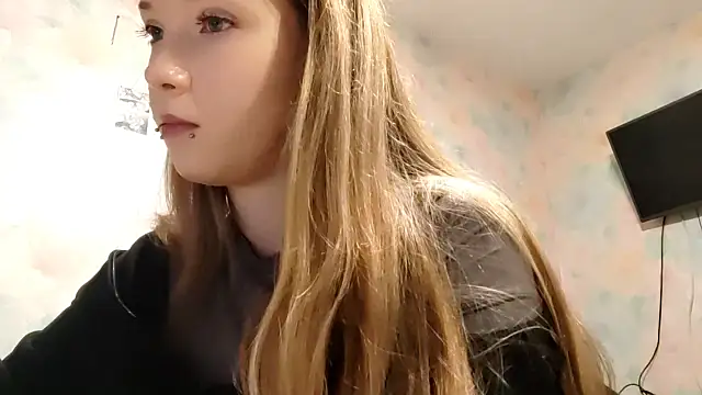 Snapshot of BarkySedna chatting on 11/08/25, 03:07 BarkySedna online show from 11/08/25, 03:07