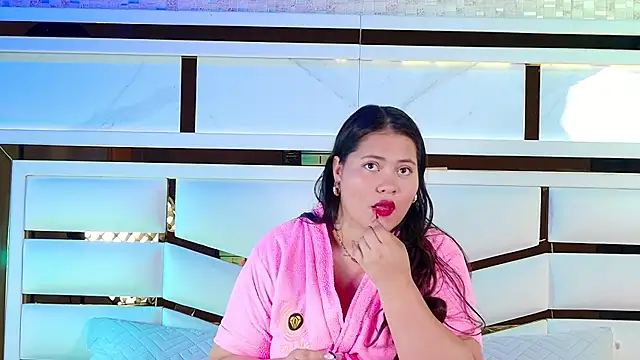 aria sm online show from 12/01/25, 03:22