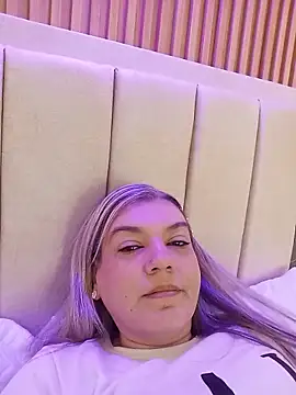 gala montes 30 online show from 11/08/25, 01:55