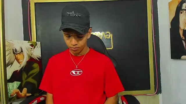 Snapshot of Timmy_Kiing_ chatting on 11/30/25, 08:35 Timmy Kiing online show from 11/30/25, 08:35