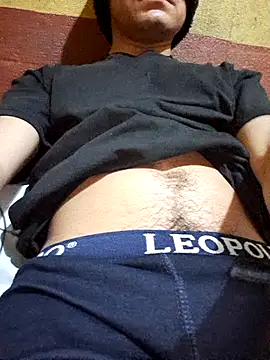 Snapshot of Dav354 chatting on 11/09/25, 07:39 Dav354 online show from 11/09/25, 07:39