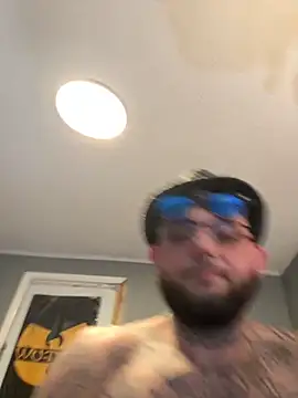 Snapshot of trickydickydaddy chatting on 11/21/25, 04:44 trickydickydaddy online show from 11/21/25, 04:44