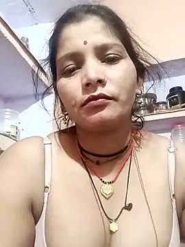 Snapshot of Rona_cut chatting on 11/08/25, 10:15 Rona cut online show from 11/08/25, 10:15