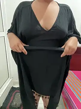 Snapshot of Ramishika chatting on 11/09/25, 12:25 Ramishika online show from 11/09/25, 12:25