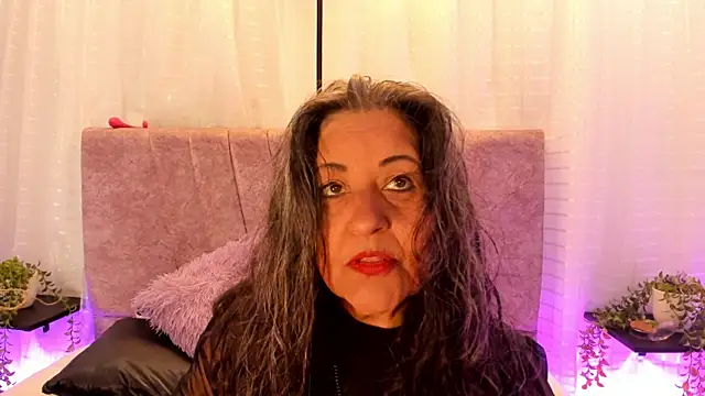 Snapshot of Victoriaa_Anderson chatting on 05/29/26, 01:31 Victoriaa Anderson online show from 05/29/26, 01:31