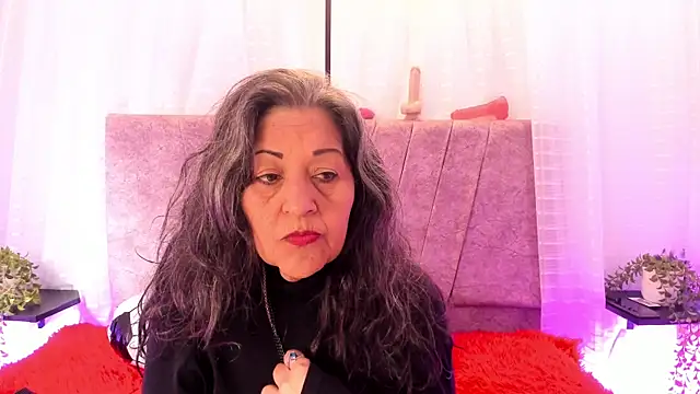 Victoriaa Anderson online show from 06/17/26, 01:34