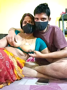 Snapshot of Hotbhabhi_089 chatting on 12/14/25, 08:30 Hotbhabhi 089 online show from 12/14/25, 08:30