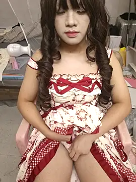 Snapshot of youtianmoon chatting on 11/16/25, 05:57 youtianmoon online show from 11/16/25, 05:57