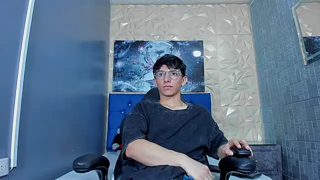ElanGiraldo online show from 05/02/26, 11:10