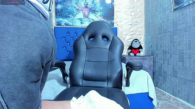 ElanGiraldo online show from 05/06/26, 11:54