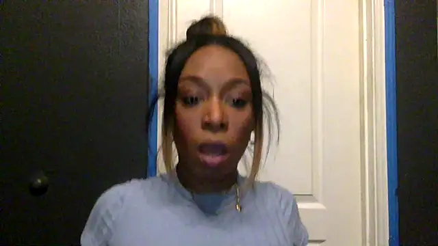 0shunsquirts online show from 12/13/25, 10:15