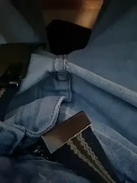 Snapshot of hot_boy06 chatting on 11/27/25, 01:02 hot boy06 online show from 11/27/25, 01:02