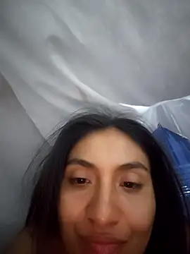 Snapshot of Uvit chatting on 11/09/25, 07:39 Uvit online show from 11/09/25, 07:39