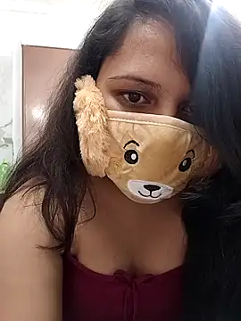 Kamna Hotty online show from 11/20/25, 04:40