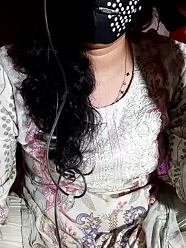HotGirl23231 online show from 06/12/26, 07:02