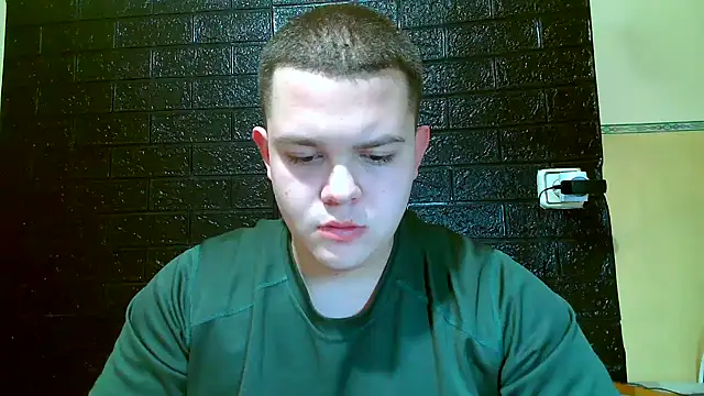 CuteButNaughty  online show from 11/26/25, 07:59