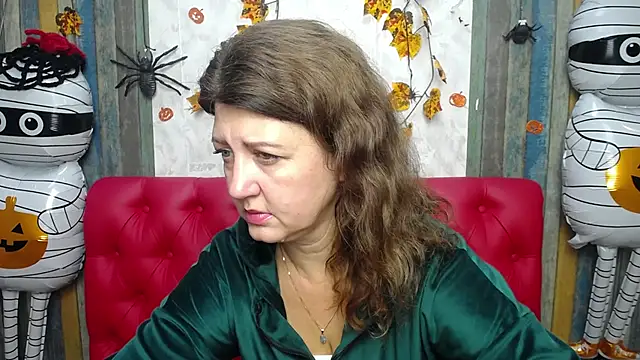 RoseHille online show from 11/16/25, 06:08