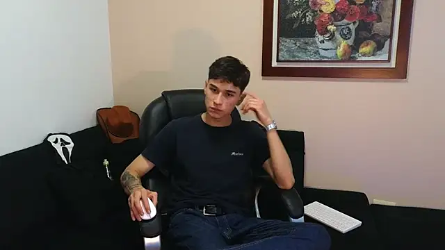Derekswan online show from 07/08/26, 12:37