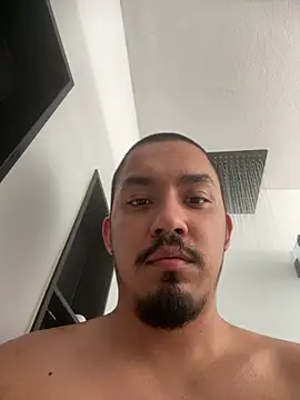 Snapshot of strawberry200512 chatting on 11/22/25, 09:30 strawberry200512 online show from 11/22/25, 09:30