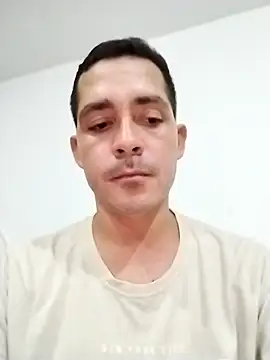 Snapshot of Damian-liam chatting on 11/13/25, 06:12 Damian-liam online show from 11/13/25, 06:12