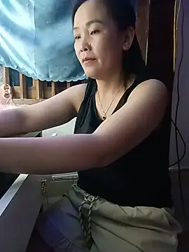 Feeling-hot online show from 05/24/26, 02:55