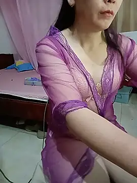 Feeling-hot online show from 06/30/26, 03:13