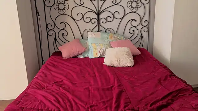 Danny loves Mary online show from 04/29/26, 02:37