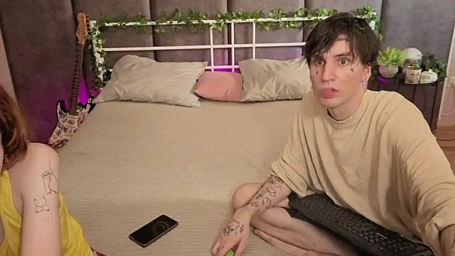 Danny loves Mary online show from 07/18/26, 04:27