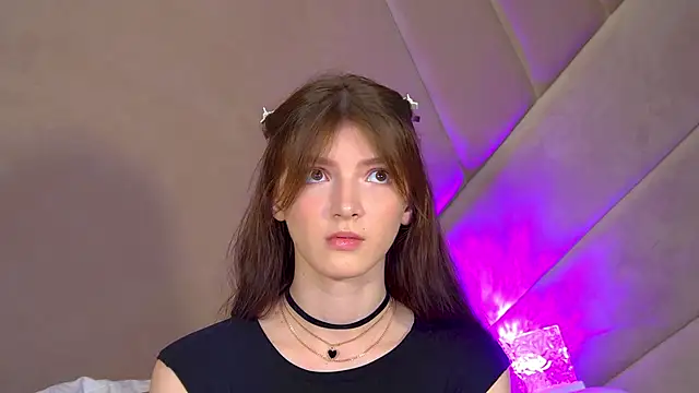 SophiaProve online show from 06/19/26, 04:11