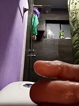 charlyver36 online show from 11/12/25, 02:34