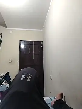 Snapshot of Junior_121989 chatting on 11/12/25, 06:30 Junior 121989 online show from 11/12/25, 06:30