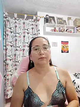 LaLey2702 online show from 11/19/25, 01:38