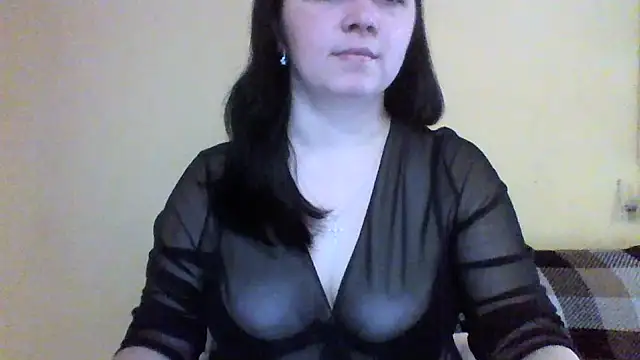 Vitalina282128 online show from 12/17/25, 12:55