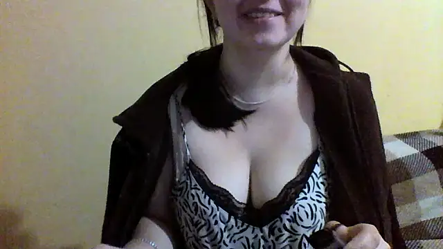 Vitalina282128 online show from 02/04/26, 10:58
