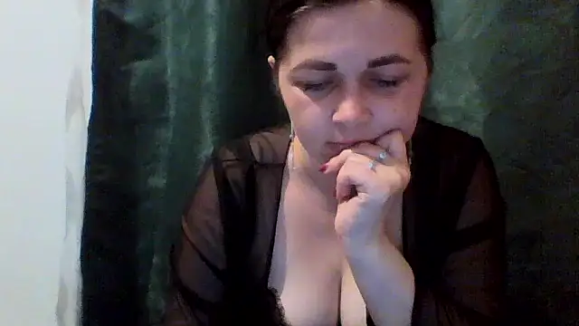 Vitalina282128 online show from 06/03/26, 06:13